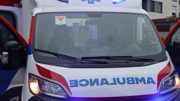 Deca prebačena u Tiršovu